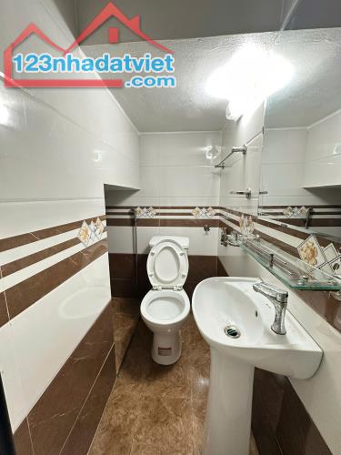 BÁN NGÔI NHÀ 3 TẦNG ĐẦY TÂM HUYẾT NGAY VỊT CỎ HỒ SEN thành phố hải dương - 5