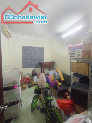 Chính chủ cho thuê CHCC 17T9 DT 107m2 tại khu THNC đường Nguyễn Thị Thập - 5