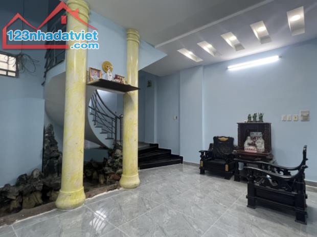 Nhà đẹp Bình Hưng Hòa, gần Aeon Tân Phú, Hẻm xe tải KD 2 Tầng 5,4x12m chỉ 5 tỷ TL - 2