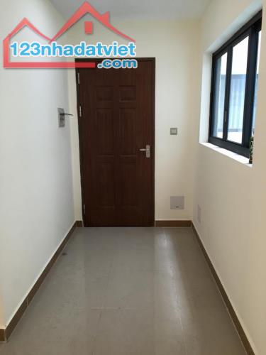 Cần bán CHCC Era Lạc Long Quân, DT 54M2/ 2PN - giá bán1 tỷ 780