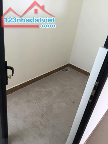 Cần bán CHCC Era Lạc Long Quân, DT 54M2/ 2PN - giá bán1 tỷ 780 - 2