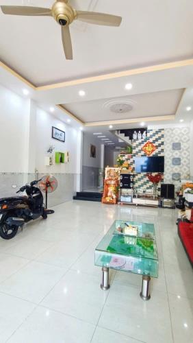 Bán Nhà Mặt Tiền khu Tên Lửa, 100m2, 4 Tầng, chỉ nhỉnh 14 tỷ