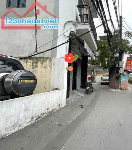 NHÀ MẶT PHỐ - LÔ GÓC 3 THOÁNG – VIEW CÔNG VIÊN – Ô TÔ VÀO NHÀ – NGÃ TƯ LÊ DUẨN – ĐẠI CỒ VI