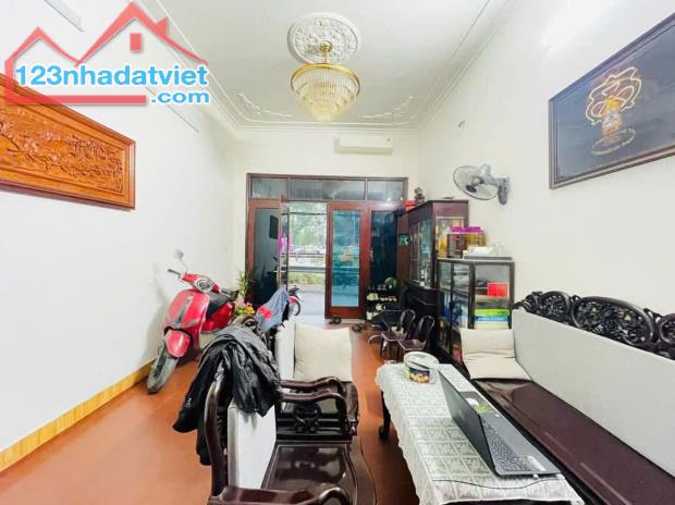 NHÀ MẶT PHỐ - LÔ GÓC 3 THOÁNG – VIEW CÔNG VIÊN – Ô TÔ VÀO NHÀ – NGÃ TƯ LÊ DUẨN – ĐẠI CỒ VI - 3
