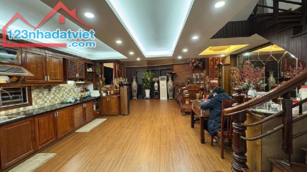 (Tin thật 100%) Bán nhà ở kết hợp VP 80m2 x 10 tầng tại Trần Duy Hưng - Cách phố 10m - DT - 3