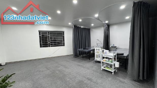 (Tin thật 100%) Bán nhà ở kết hợp VP 80m2 x 10 tầng tại Trần Duy Hưng - Cách phố 10m - DT - 4