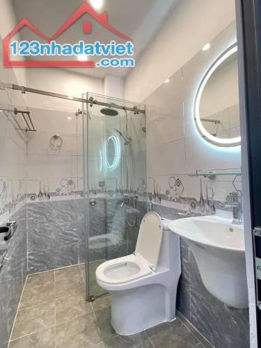 BÁN NHÀ PHỐ TRẦN KHÁT CHÂN – TRUNG TÂM QUẬN HAI BÀ TRƯNG – 8.5 tỷ - 4
