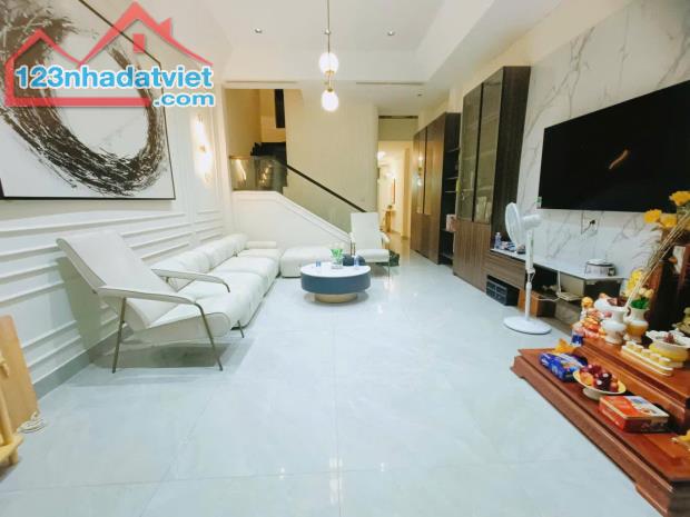 SIÊU PHẨM PHAN  HUY ÍCH P12 GÒ VẤP, 4.5X17, GIÁ 11.9 TỶ