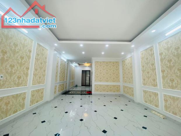 NHÀ 61M2*5T PHAN ĐÌNH GIÓT, NGÕ Ô TÔ, THANG MÁY 15,5 TỶ - 2