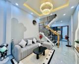 Chủ nhà kẹt tiền, Bán gấp Nhà Quận 5 💸 2ty8 50m2 SHR