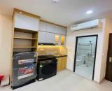 Cần bán tòa nhà dịch vụ Phạm Văn ĐỒng - 15 phòng cho thuê