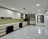 Bán nhà Xuân La, oto 5m, 40m2,MT 4,3m, xây 5 tầng chắc chắn, chỉ 6,3 tỷ