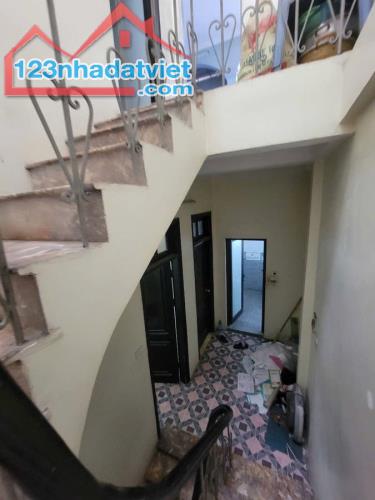 Bán nhà 4 tầng Trường Chinh, Đống Đa 36m, ngõ thông ba gác, kinh doanh bất chấp 10.6 tỷ - 2