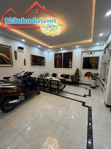 KIM MÃ - NHÀ ĐẸP - NGÕ RỘNG THOÁNG - GẦN PHỐ - FULL NỘI THẤT - 65M² NHỈNH 11 TỈ - 1
