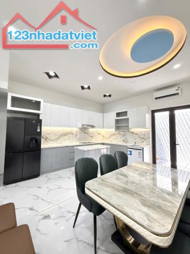 🔥Nhà 3 tầng đường mới đẹp đầy đủ nội thất xịn gói 5 Thái Hưng- Mỹ Gia • Diện tích: 100m2 - 2