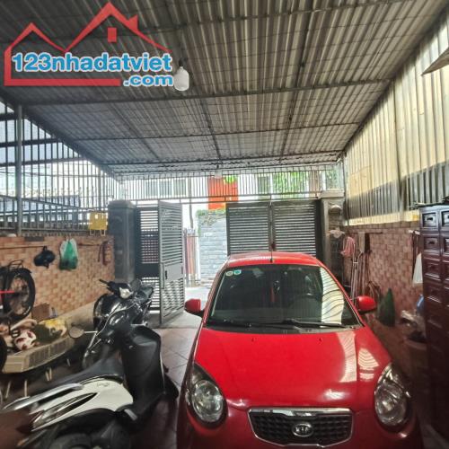 NHÀ NGỌC THUỴ 100M2, Ô TÔ VÀO NHÀ, NGÕ Ô TÔ THÔNG, GẦN CẦU LONG BIÊN, DÂN TRÍ CAO