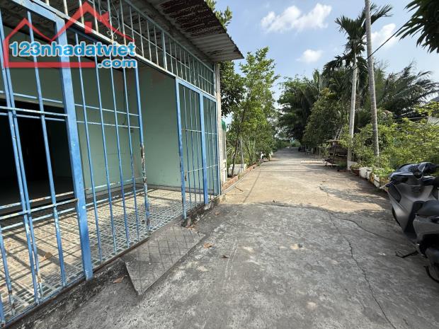 🏡🏡 CHỦ GỬI NHÀ 2 MẶT TIỀN HẺM TRƯỚC SAU 1 TRỆT 1 LỬNG 80 M² (4,6 × 19) 3 PHÒNG NGỦ - 2