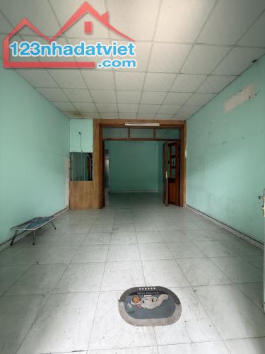 🏡🏡 CHỦ GỬI NHÀ 2 MẶT TIỀN HẺM TRƯỚC SAU 1 TRỆT 1 LỬNG 80 M² (4,6 × 19) 3 PHÒNG NGỦ - 5