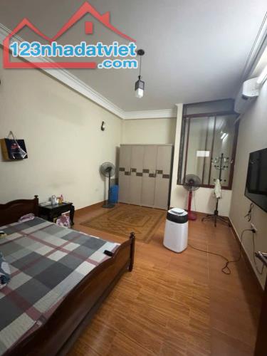 Bán nhà phố Trung Kính - Nhà dân xây tâm huyết còn rất mới - diện tích 60m2 - 4