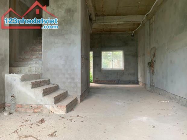 Nhà mặt tiền view công viên đường 13,5m khu Đô Thị VSIP Quảng Ngãi - 1