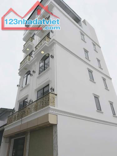 Chỉ 6.9 tỷ sở hữu ngay nhà đẹp đường ô tô tránh ngõ Phố Bát Khối Cự Khối - 1