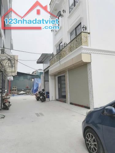 Chỉ 6.9 tỷ sở hữu ngay nhà đẹp đường ô tô tránh ngõ Phố Bát Khối Cự Khối - 2