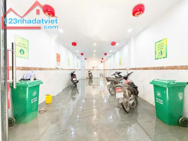Gà đẻ trứng vàng, CNMN Mỹ Đình mới tinh 18 phòng khép kín, 62m2, MT 4m, giá chỉ hơn 17 tỷ