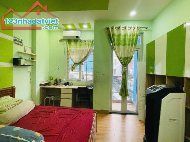 BÁN NHÀ HXH TÂN PHÚ 84M 3 TẦNG NHÀ ĐẸP 3PN 7.9 TỶ - 3