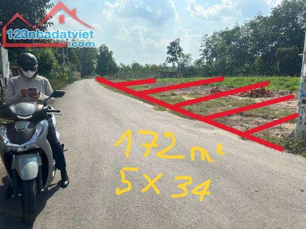 Đất ở đô thị 167m2 giá 890tr sổ sẵn đường 12m, cách QL13 100m, đường tạo lực 300m, TTHC