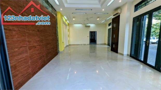 Nhà Đẹp Q7 Nam Long Phú Thuận DT116m2 4 Tầng - 1