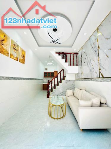 NHÀ 3PN HẺM 5M,  THẠNH LỘC, QUẬN 12 – GẦN CAO ĐẲNG ĐIỆN LỰC - 2