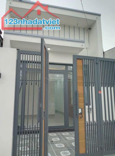Chủ cần tiền bán gấp nhà ở Tiền Lân, Hóc Môn - Giá 730 Triệu - Sổ Hồng Riêng