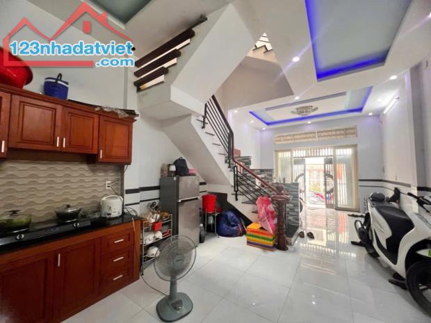 💝Nhà 3 tầng đường THẠNH LỘC 12, phường THẠNH LỘC, Q12, DT 52m2(4.3mx12m)💲4.45tỷ ✅ Nhà 3 - 2