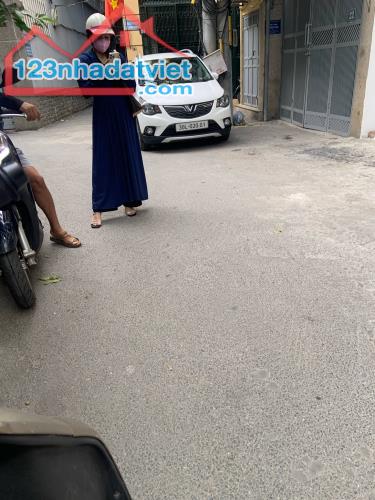 BÁN NHÀ  PHỐ TÔ VĨNH DIỆN DT 45M, 6 T, 19,5 TỶ . - 1