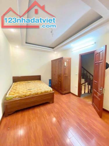 Bán nhà Mễ Trì, dân xây, ô tô đỗ cửa, thông, kinh doanh, sổ nở hậu, 41m, hơn 7 tỷ - 1