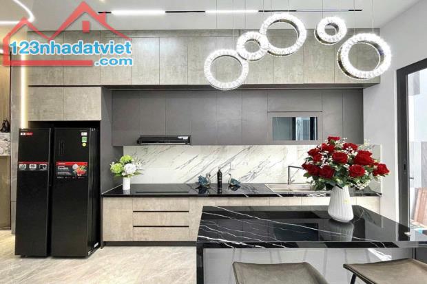 Bán nhà hẻm xe hơi, Đường Số 1, Gò Vấp, 60.5 m² (4m x 16m), 4 tầng - Giá 8.668 tỷ TL - 3