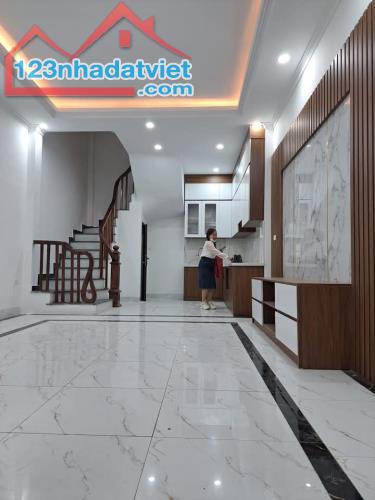 *BÁN NHÀ MỚI XÂY QUAN NHÂN, THANH XUÂN - 2 THOÁNG GIÁ CHỈ 6.55 TỶ - 2