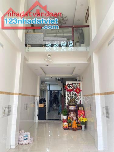 NGAY KHU KINH DOANH SẦM UẤT TÂN BÌNH, SÁT LẠC LONG QUÂN, PHẠM PHÚ THỨ, P.11 - CHỈ 10 TỶ
