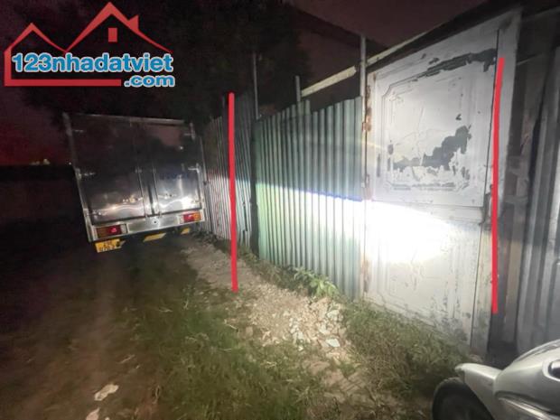 22 Khuyến Lương 52 1 3,7 15 850 triệu - 1