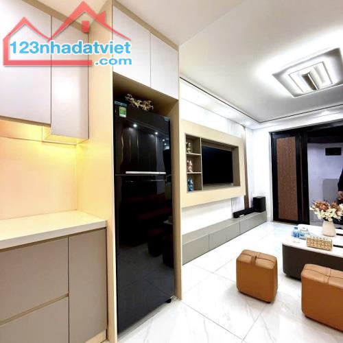 BÁN NHÀ TRUNG PHỤNG. 5,85 tỷ có nhà rất đẹp, đủ nội thát, ở ngay - 4