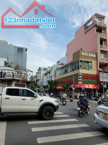 Bán Gấp Nhà mặt tiền đường 41 – Quận 4, Khu kinh doanh sầm uất