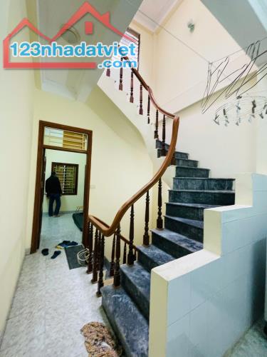 Siêu Phẩm! Quan Hoa,Oto đỗ cửa,Phân Lô,DT: 42m2 x 4Tầng,Giá:9.98tỷ Cầu Giấy - 2