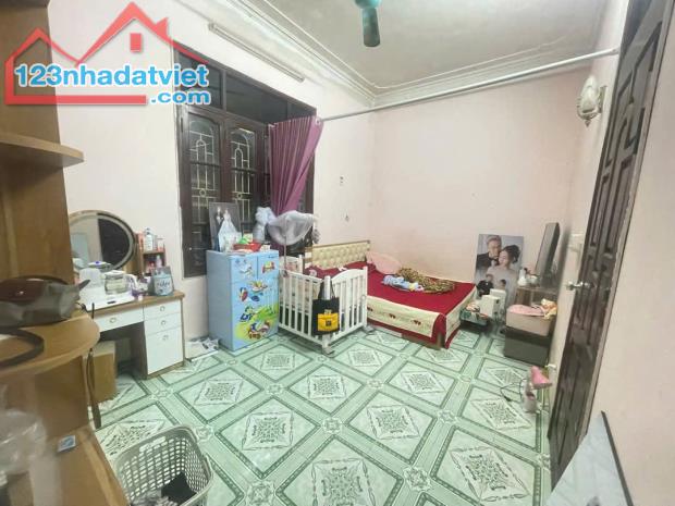 BẮN NHÀ 4 TẦNG, XUÂN ĐỈNH,  BẮC TỪ LIÊM .DT 65M x 4 TẦNG, GIÁ 18 TỈ - 3