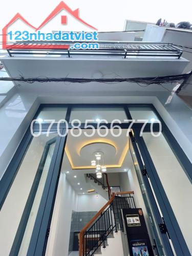 Chỉ 3 tỷ 2 có ngay ngôi nhà sát Hồ Ngọc Lãm 70m2, Sổ hồng riêng