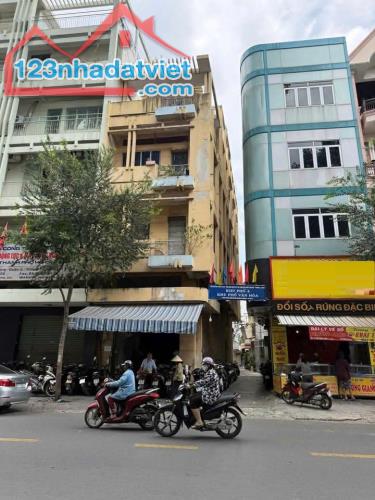 BÁN NHÀ GÓC 2 MẶT TIỀN, TRẦN BÌNH TRỌNG, P1, Q5.DT;4,2X23, 1TR3L, GIÁ:35 TỶ