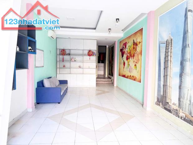 Tậu nhà đầu tiên – 3PN, hẻm ô tô, sát MT Đỗ Xuân Hợp – chỉ 5.9 tỷ Phước Long B-gấp bán