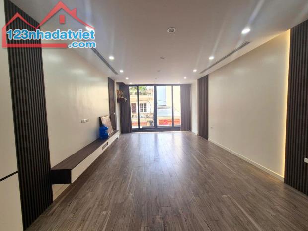 Nhà Phân lô 59m 6 Tầng- Vỉa hè Kinh Doanh  Thang máy - View Công Viên. Đường xe tải đua - 3
