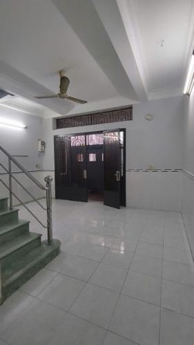 Bán nhà đẹp 2 tầng, Trần Xuân Soạn, Quận 7, 60m2, giá chỉ hơn 5 tỷ. - 3