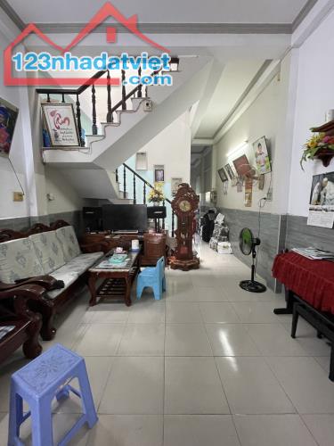Nhà 3 tầng mặt tiền Trung Mỹ Tân Xuân gần Nguyễn Ảnh Thủ chỉ 7.59 tỷ TL. - 2
