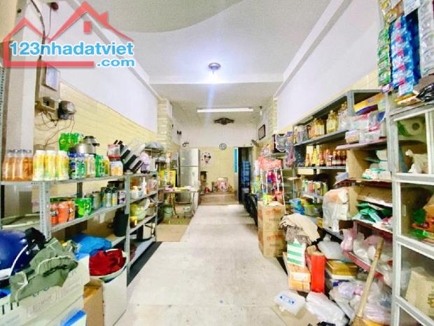 Bán nhà MT Nguyễn Minh Hoàng, p12, quận Tân Bình, 80m2, 4 tầng chỉ 18,5 tỷ - 1